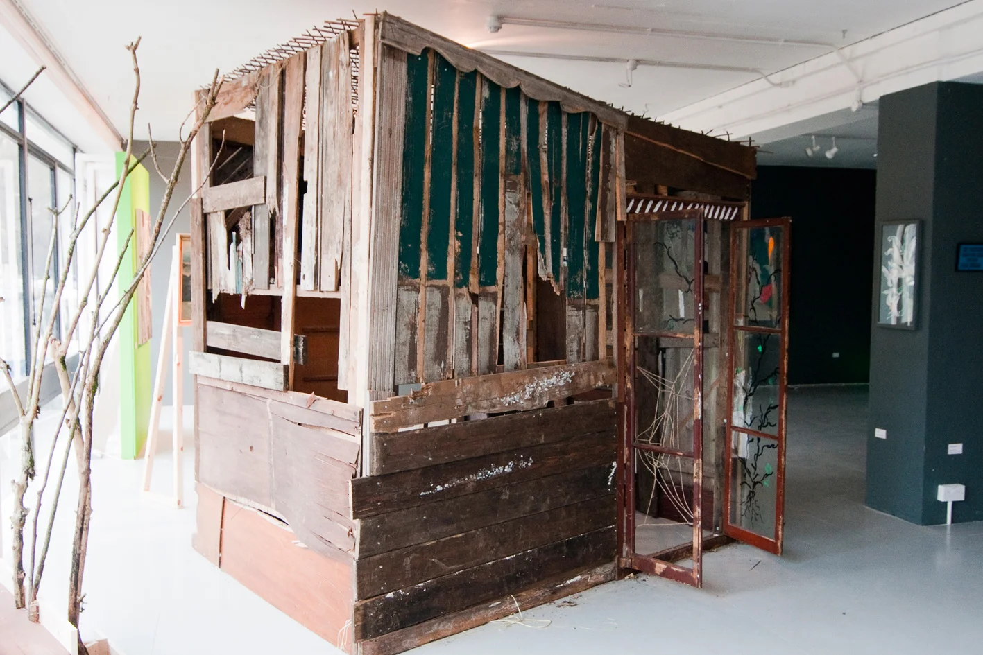 The Shed at ‘Diastr’ by Kate Duncan > www.kateharmonyparker.blogspot.com