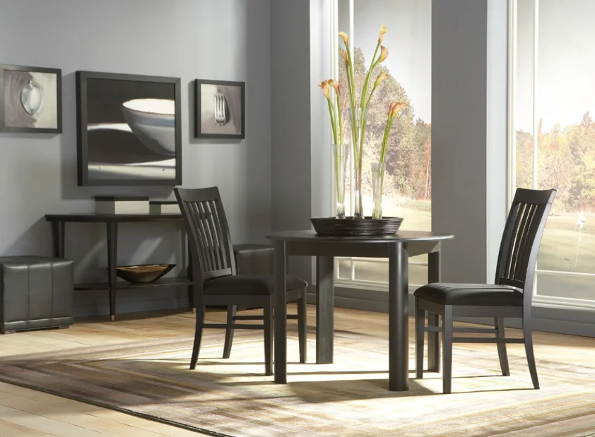 CORT Standard Dining Room.jpg