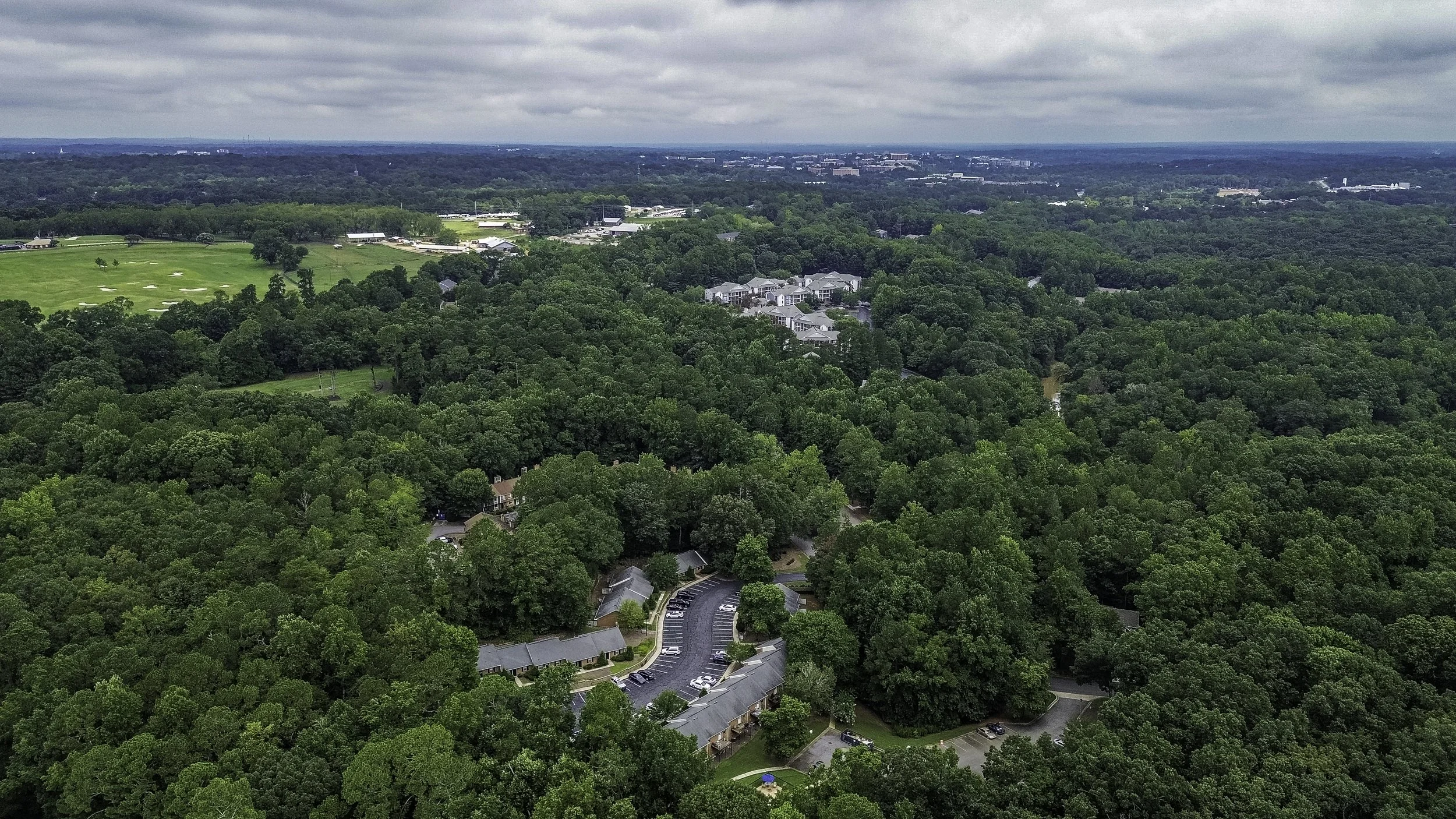 24-600 Riverbend Pkwy Apt E2 - (7).jpg