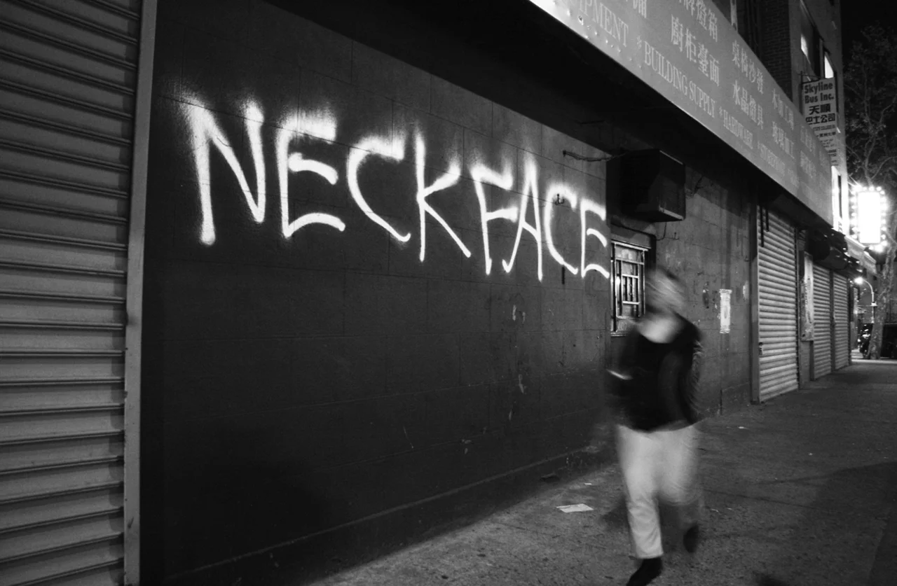      

 
    Neckface  
 






















     