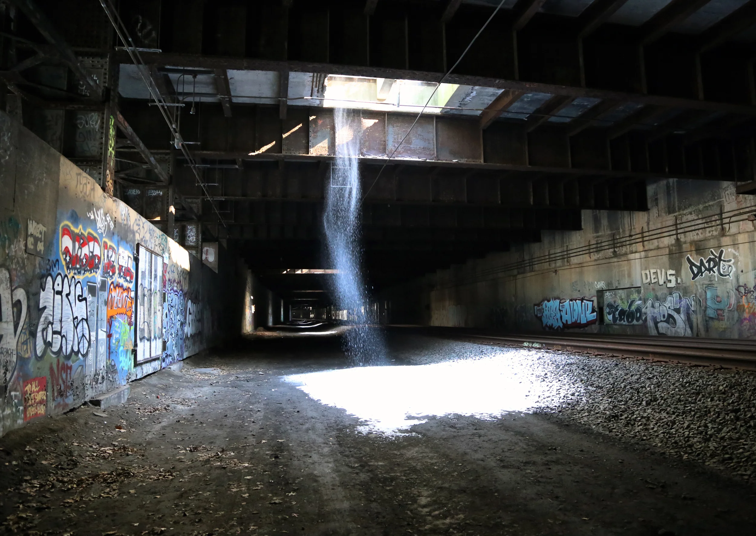 Tunnel.jpg