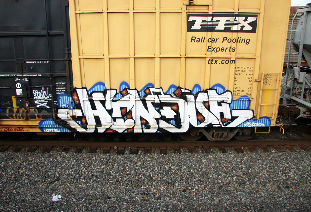 6430383649_9baed94f0d_b.jpg