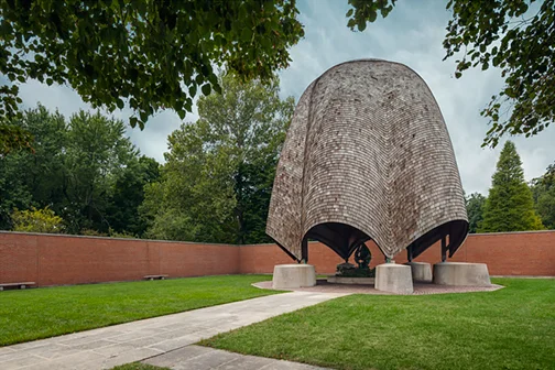 Roofless-Church.jpg