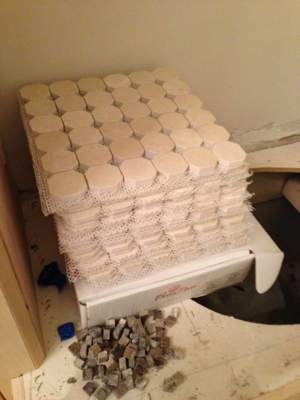 Article ➤ http://CarlaAston.com/craving-mosaics (DESPERATELY) CRAVING MOSAICS | (KWs: tile, bathroom, texture, emperador, wallpaper)