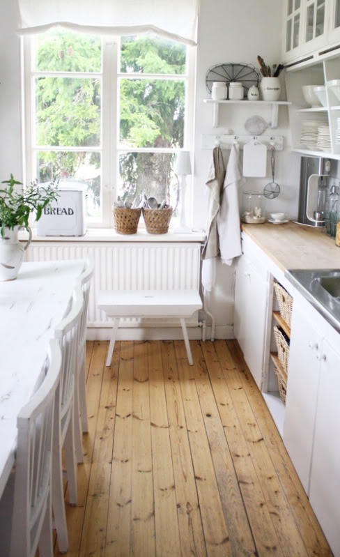 Visit ➤ http://CARLAASTON.com/designed/wood-as-color-of-room to learn what happens "When Wood Becomes The Color On A Room" | Image Source: decor8blog.com (KWs: #flooring, floor)