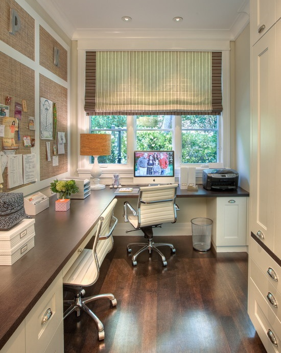 Image via: Houzz, Polsky Perstein Architects, Designer: Nina Topper Interior Design