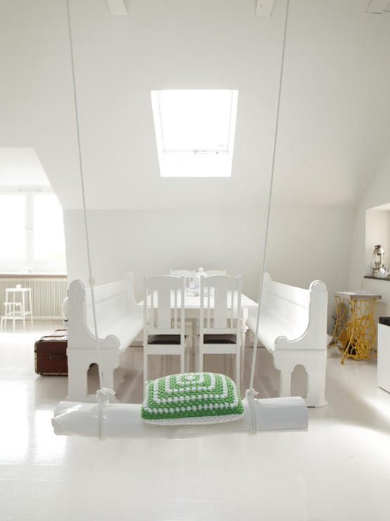 Crochet | It's NOT Just For Grandmas Anymore. Here's Why ➤ http://CARLAASTON.com/designed/is-crochet-cool-again