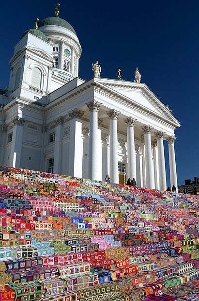 Crochet | It's NOT Just For Grandmas Anymore. Here's Why ➤ http://CARLAASTON.com/designed/is-crochet-cool-again
