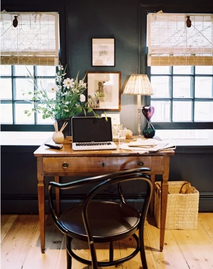 25 Dramatic, Bold, Confident & SEXY BLACK ROOMS