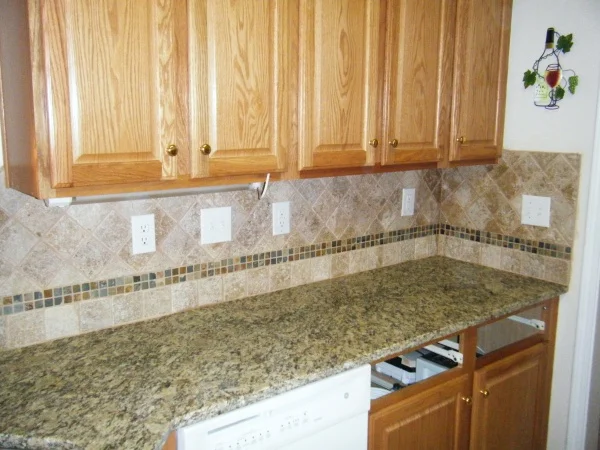 The Side Backsplash Dilemma Should You Have One Or No Designed