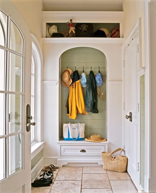 Designer: Serena Crowley , Image via: Traditional Home
