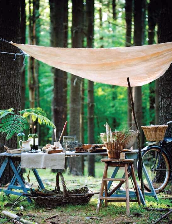 Image via: Sweet Paul , photographer: Colin Cooke | 22 Summery, Serene Picnic Ideas 