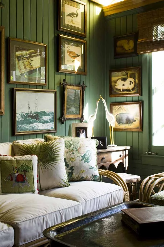 That 70s Show of Hunter Green & Brass It's Back! — DESIGNED