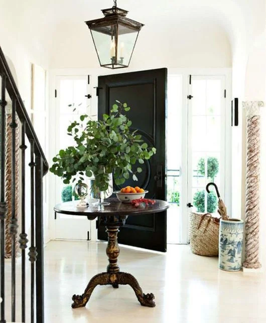 Designer: Mark D. Sikes , Image via: House Beautiful