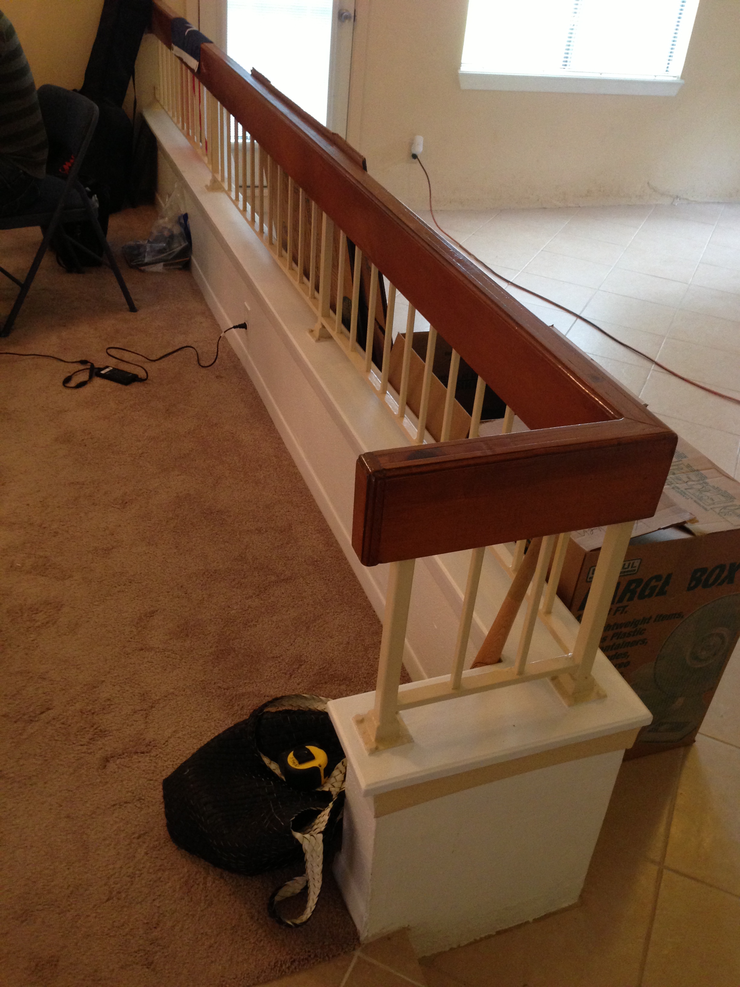 Bachelor pad railing before.JPG