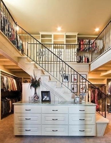 Design your dream closet!