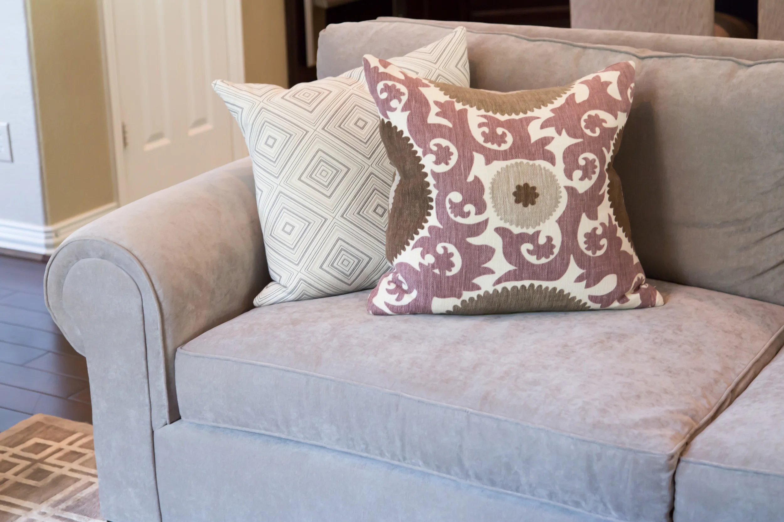 sofa, couch, pillow