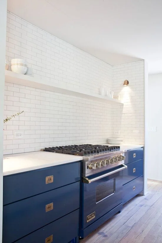 Prediction: The 2015 Pantone Color of the Year will be... / kitchen | Designer: Jen Lagnston