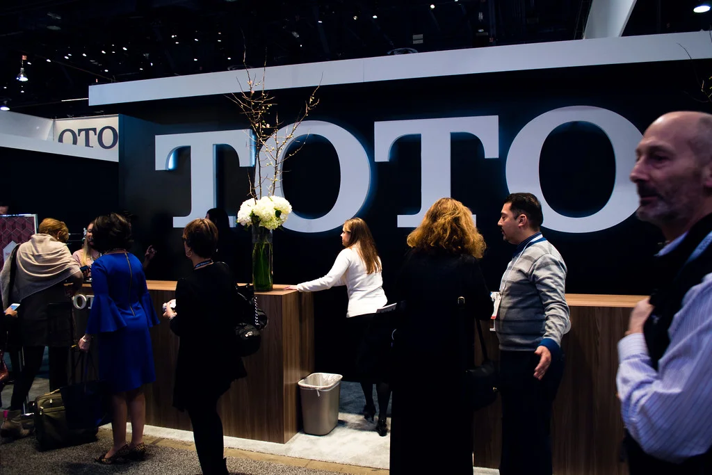 Best of #KBIS2015: MUST-HAVE: Toto's sleek, environmentally-friendly toilets. / bathroom; penthouse | Carla Aston reporting from Modenus' #BlogTourVegas | Image via: ChasenWest.com
