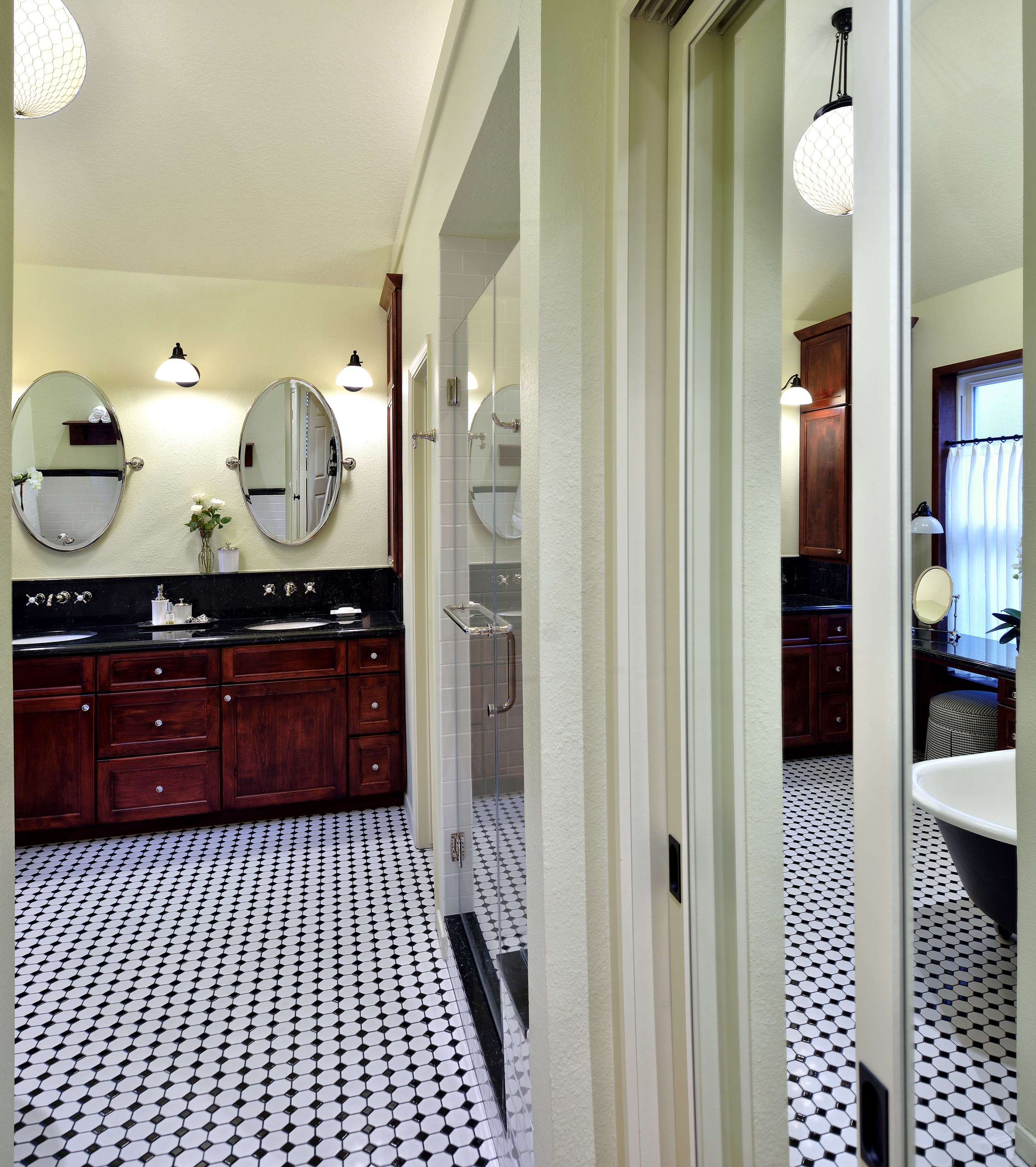 BEFORE & AFTER: This Vintage-Inspired Master Bathroom Is An Instant ...
