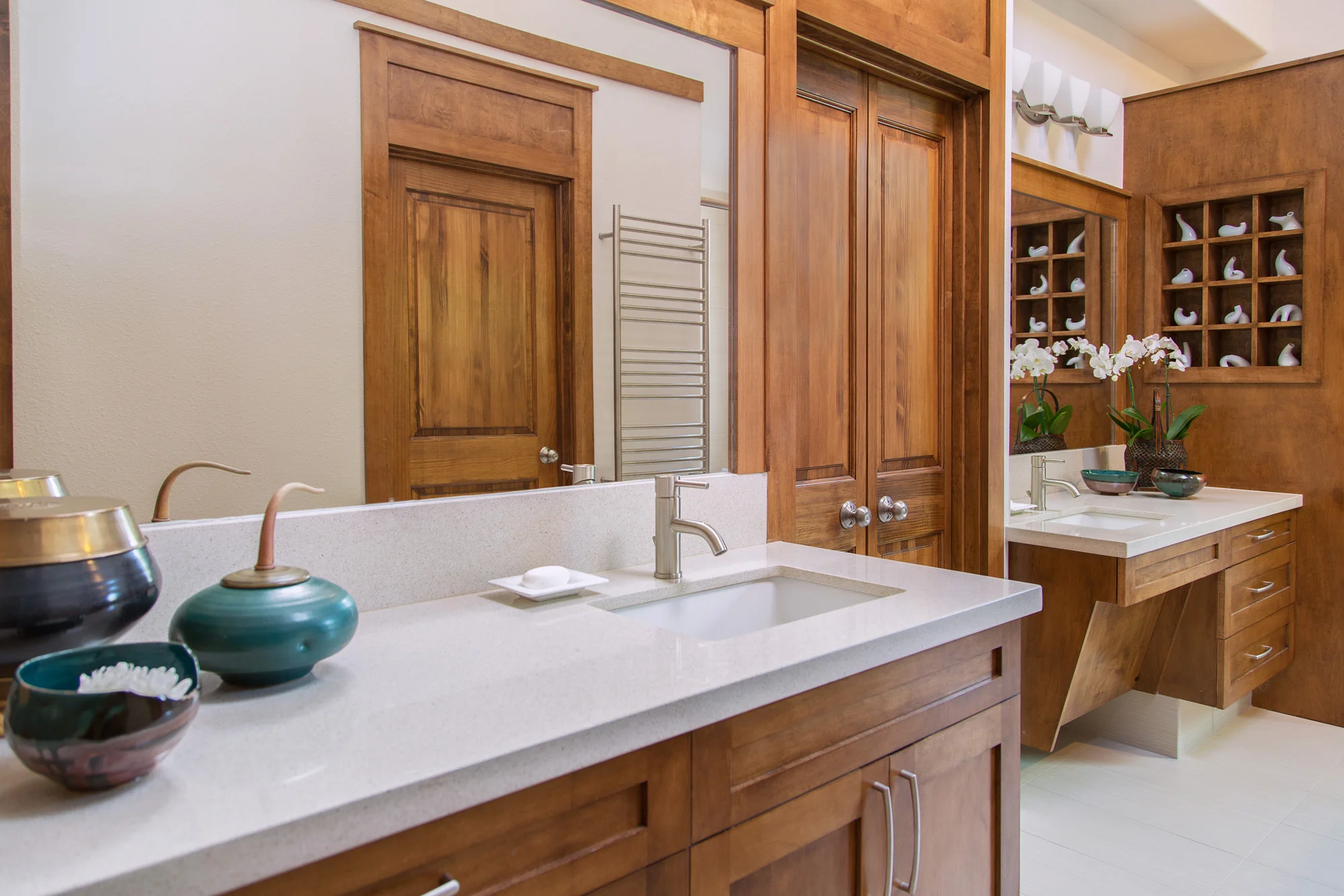 BEFORE &amp; AFTER: An Accessible Master Bathroom Is Created Using Universal Design Principles 