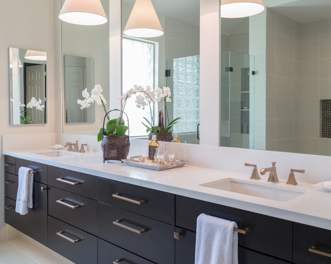 20 Before And After Bathroom Remodels That Are Stunning