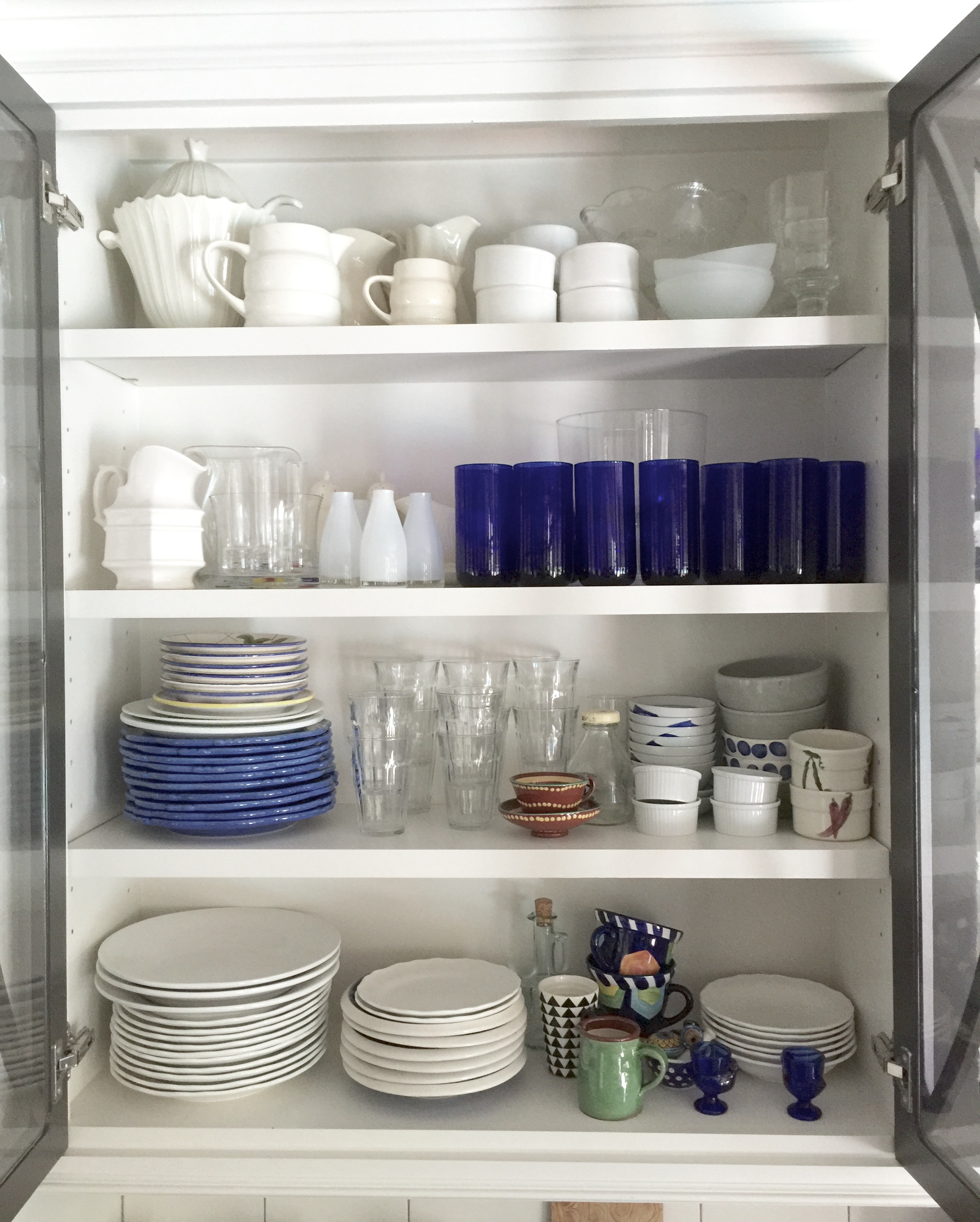 Cabinet with no center stile
