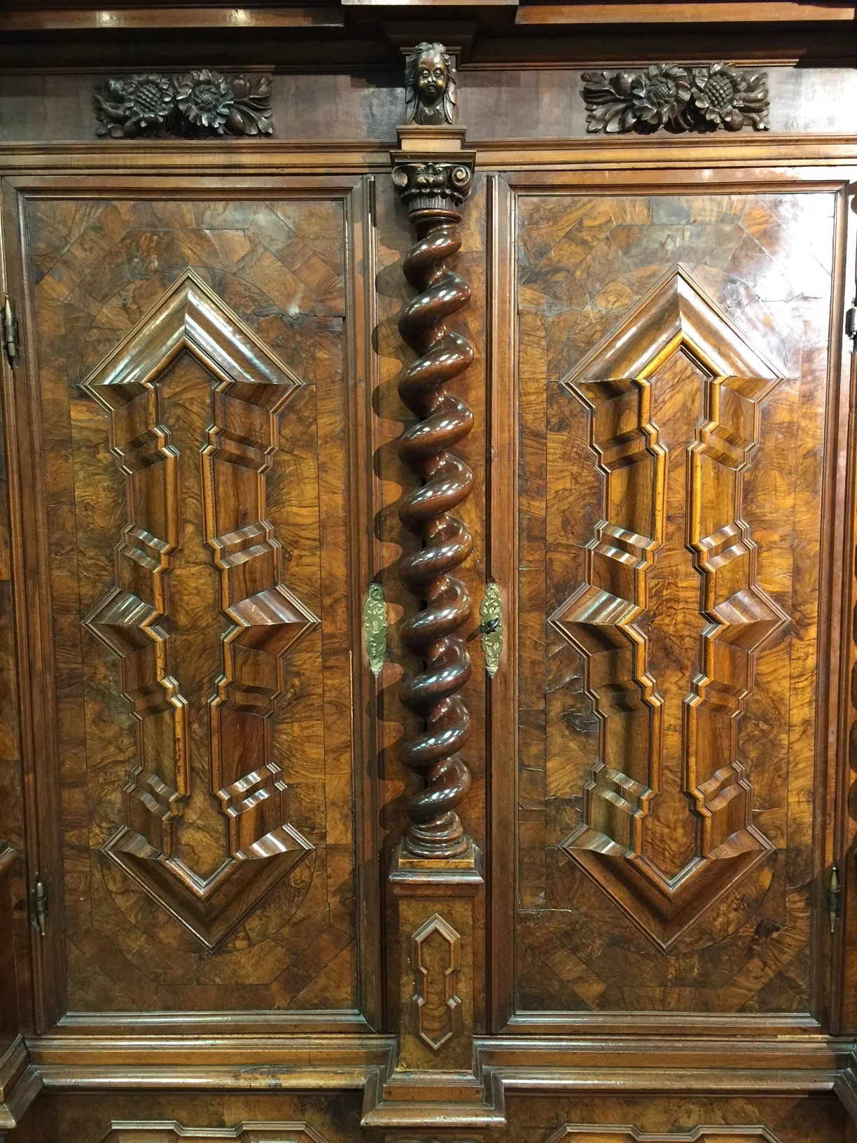 What Does A Giraffe Have To Do With Interior Design? — DESIGNED