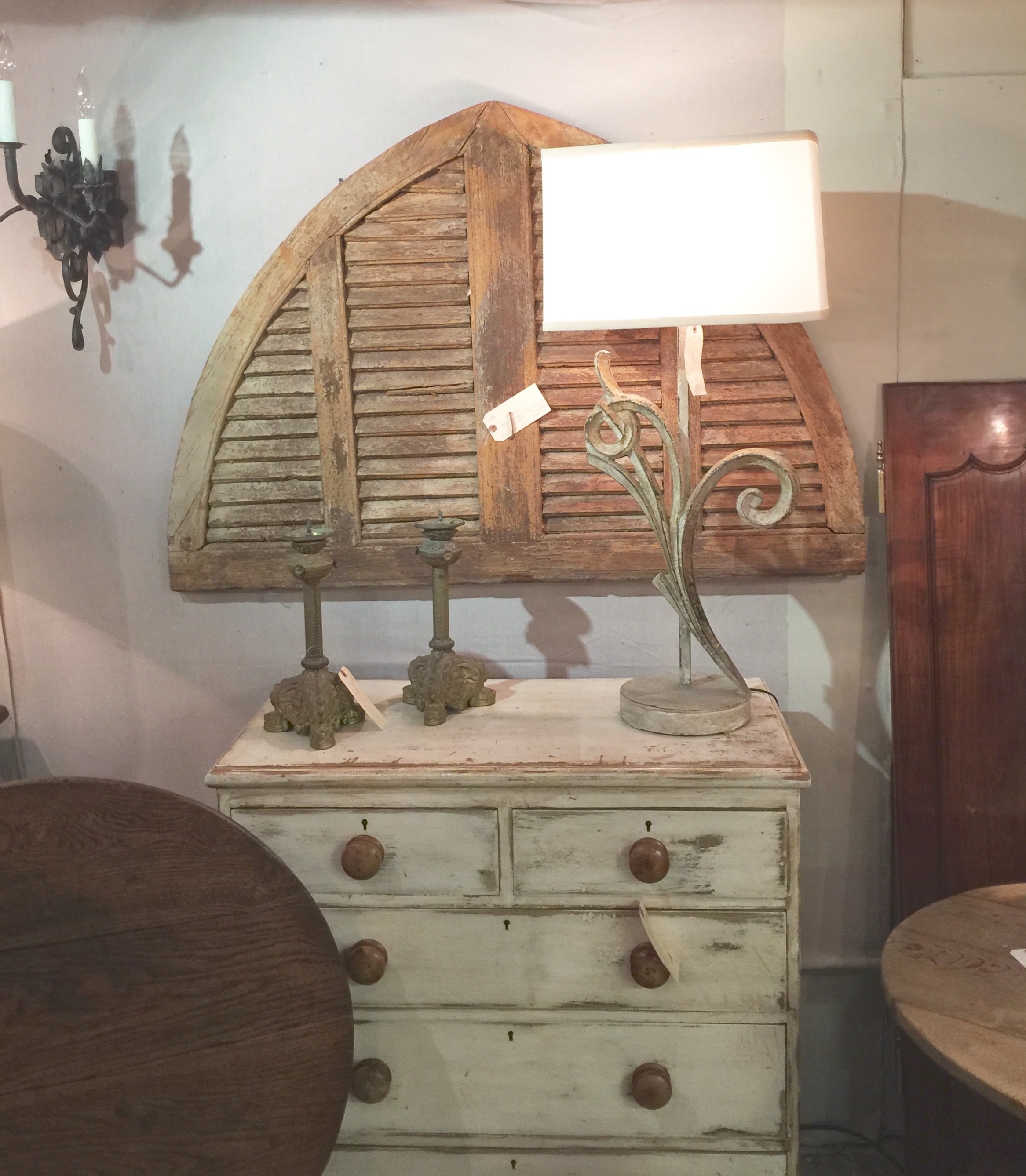MAI furnishing & decor