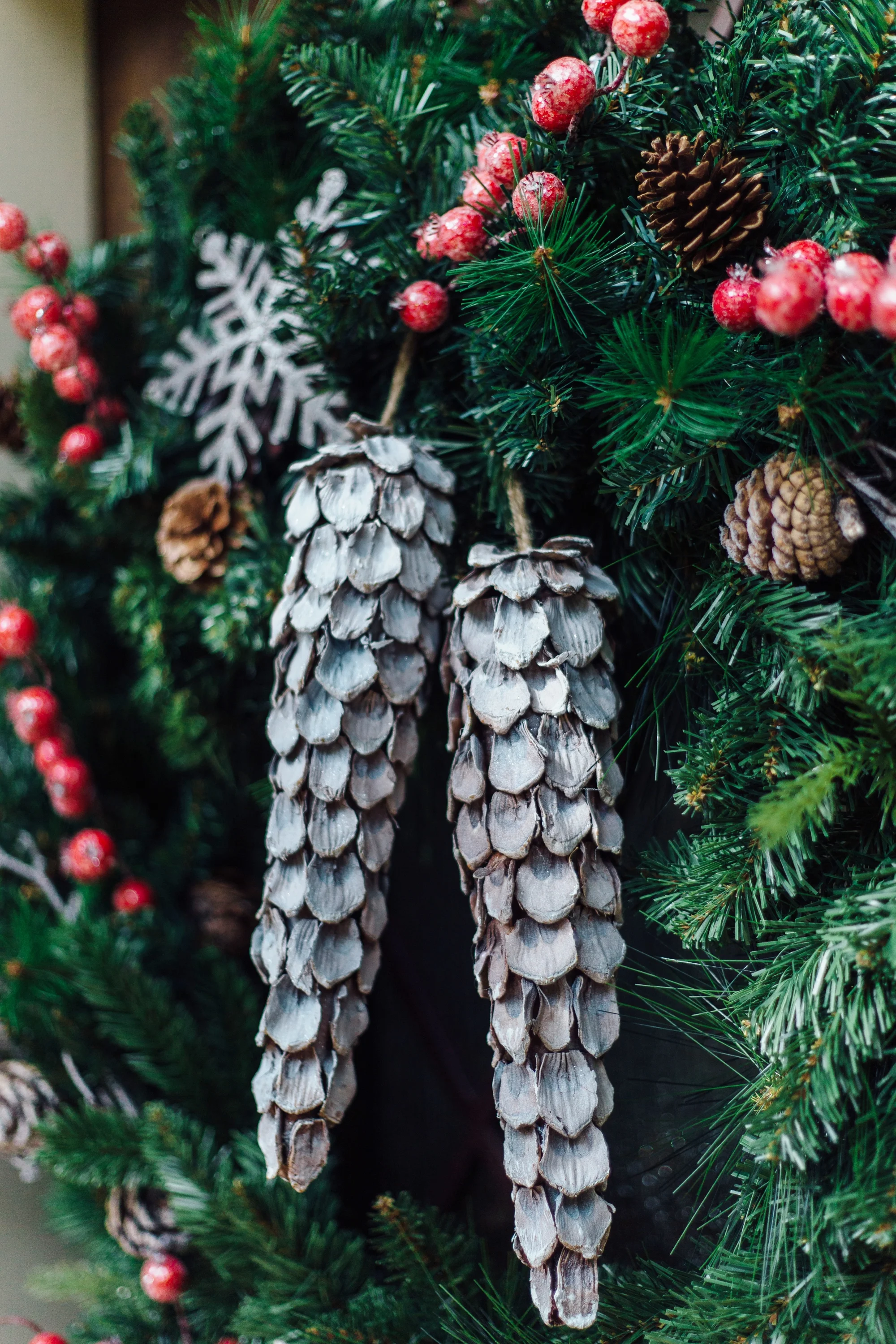 DIY Christmas Woodlands Wreath