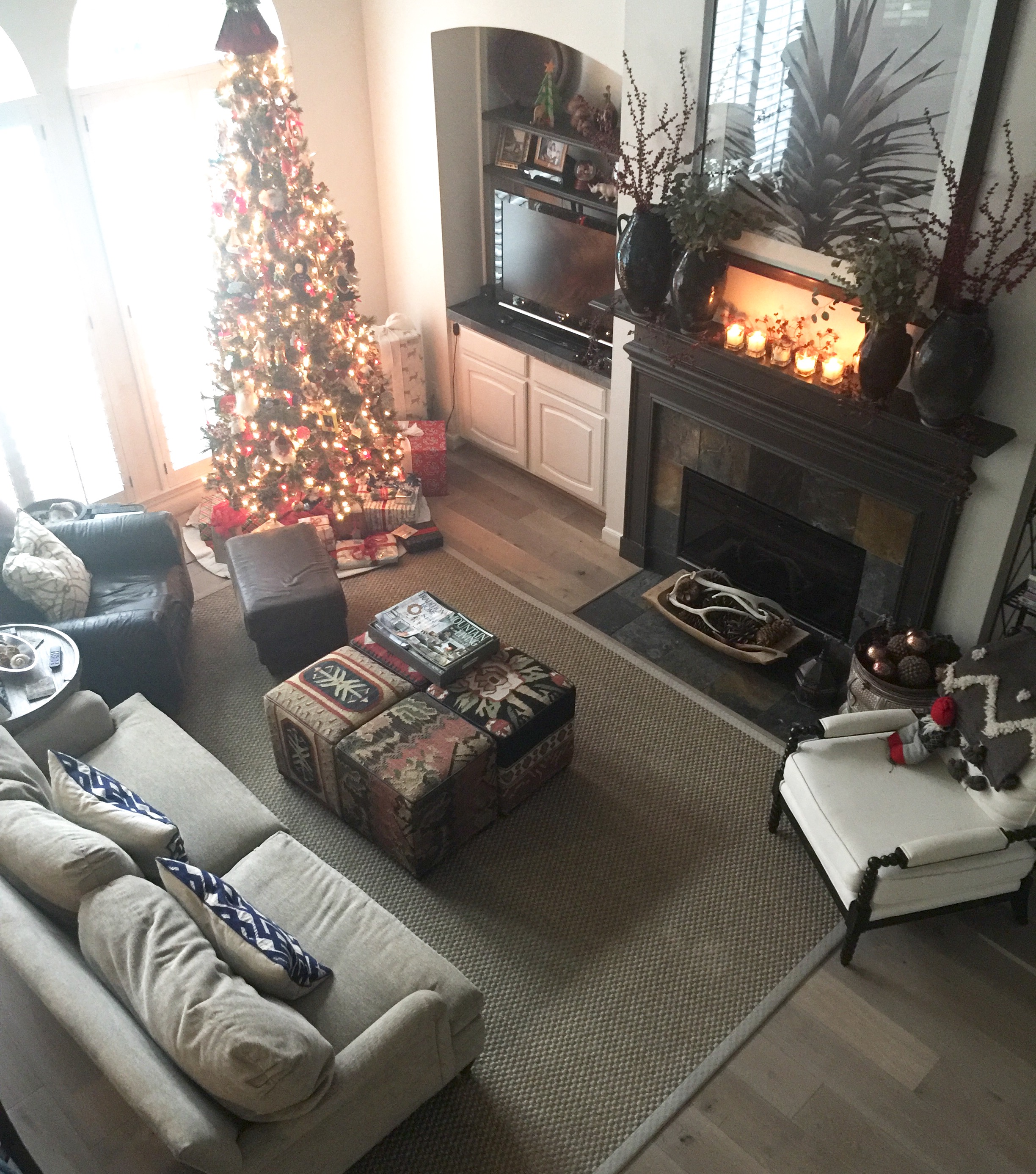 Christmas decor - two story space looking down at furniture arrangement.jpg