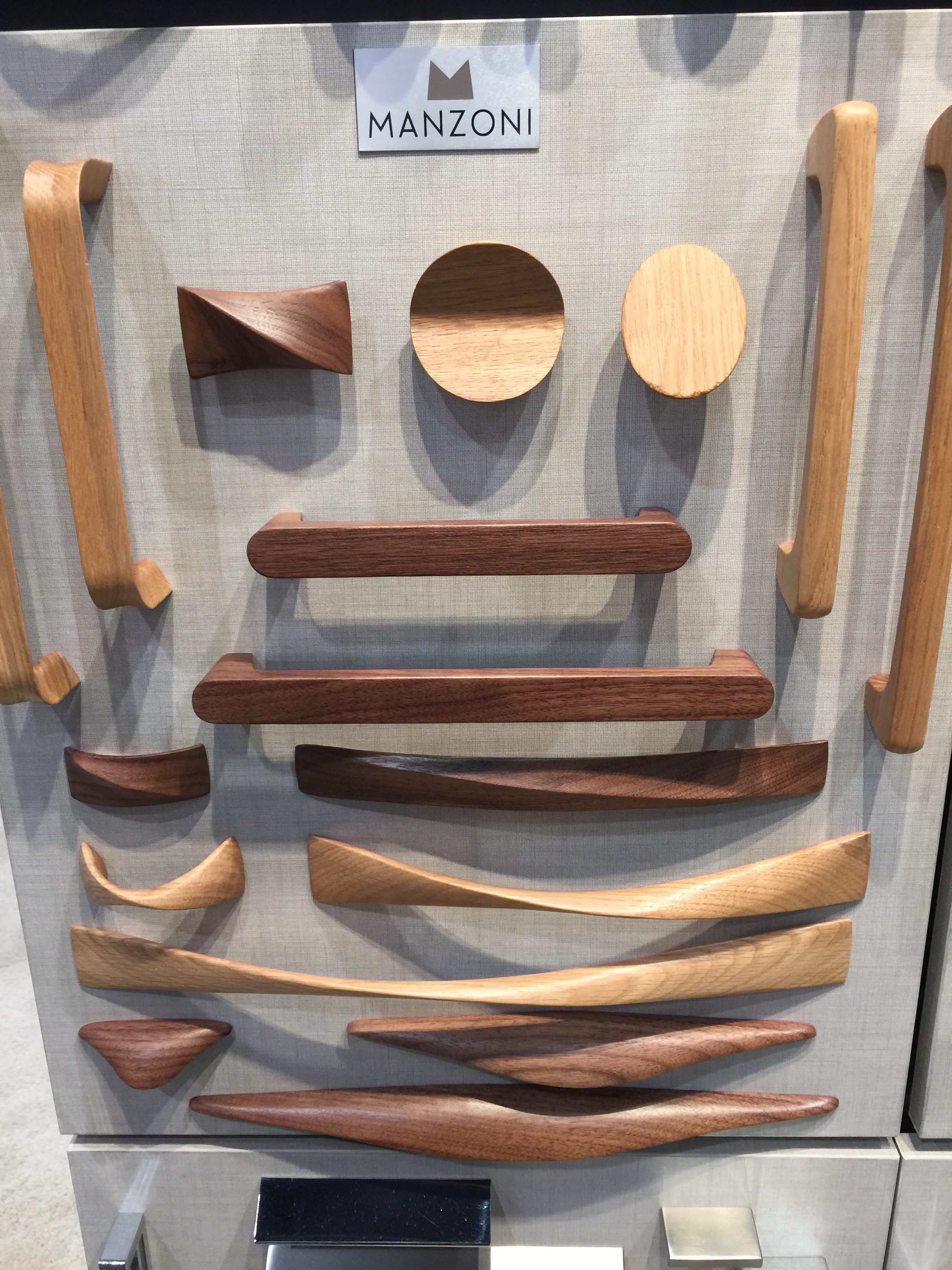 Manzoni wood cabinet pulls - KBIS 2016