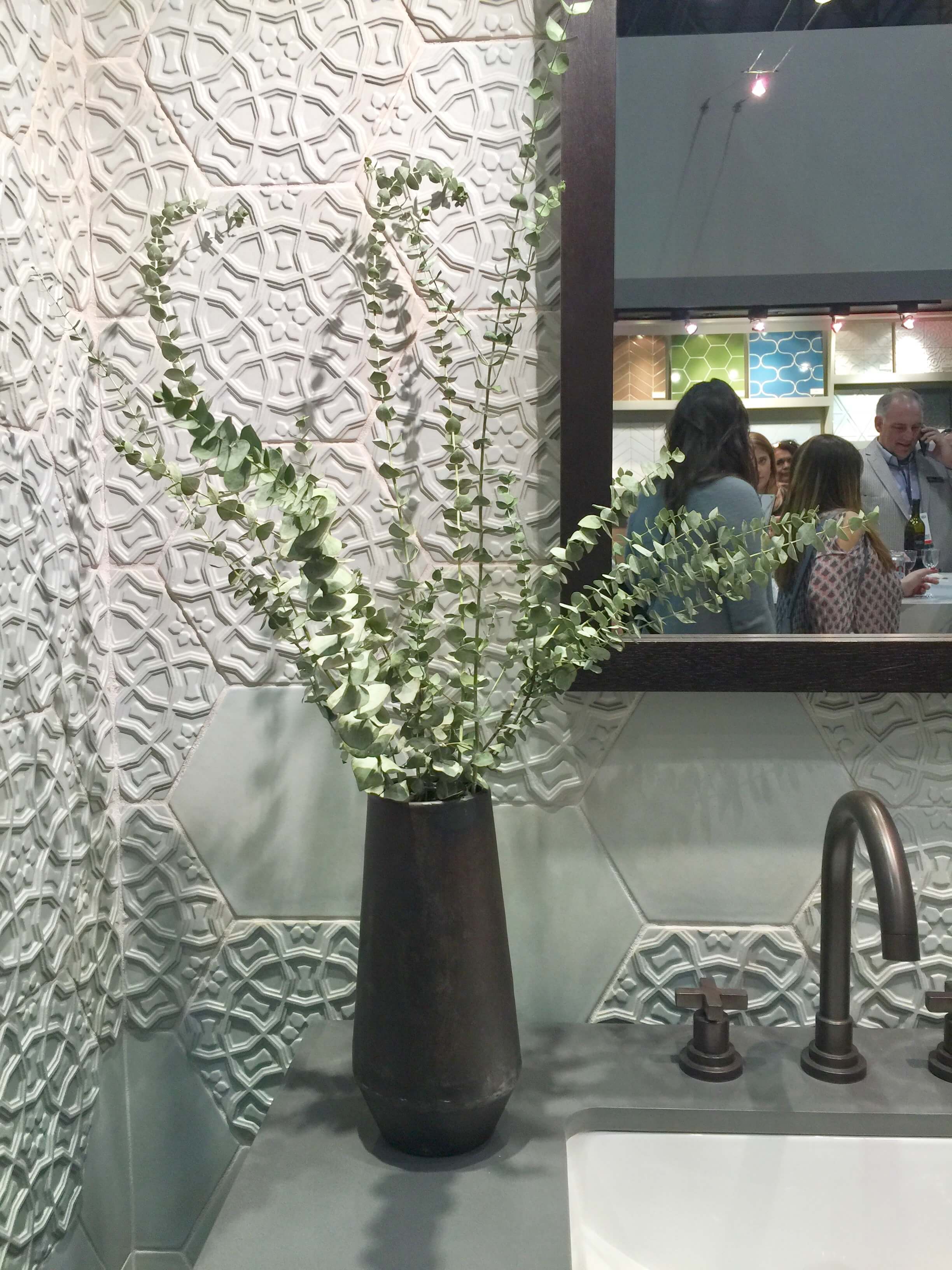Walker Zanger bathroom tile vignette at KBIS 2017