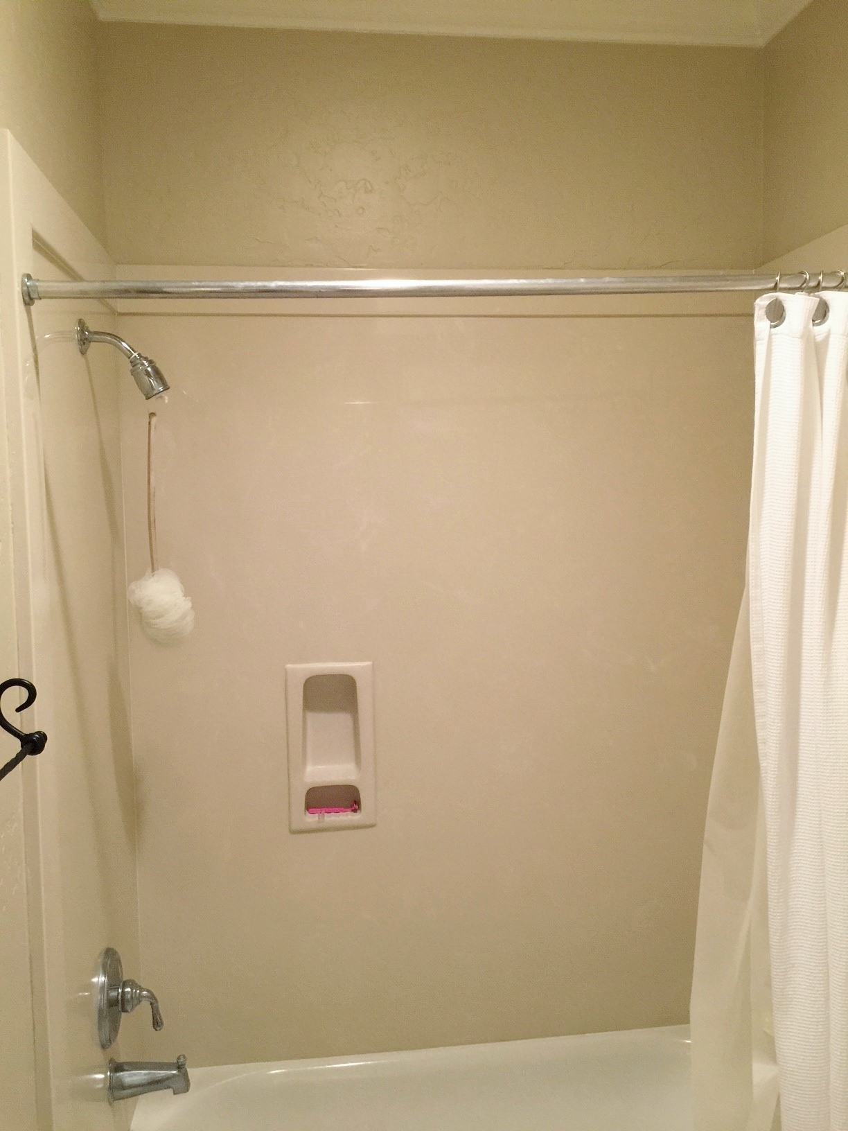 Before remodel - upstairs bathroom