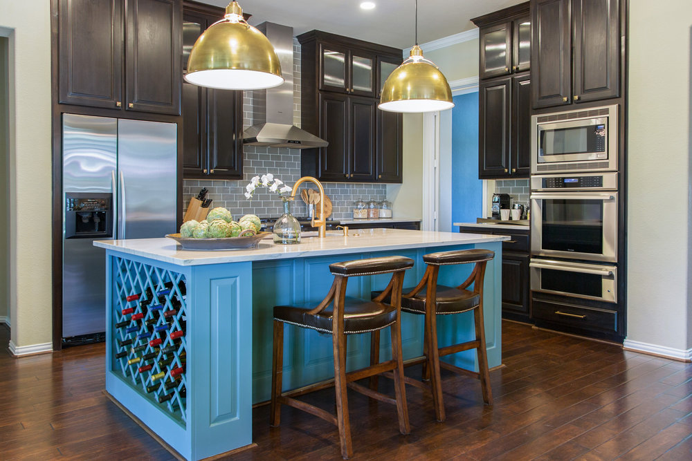 7 Considerations For Kitchen Island, Large Pendants Over Kitchen Island
