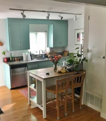 Where to end the kitchen backsplash? Yet another question for the book