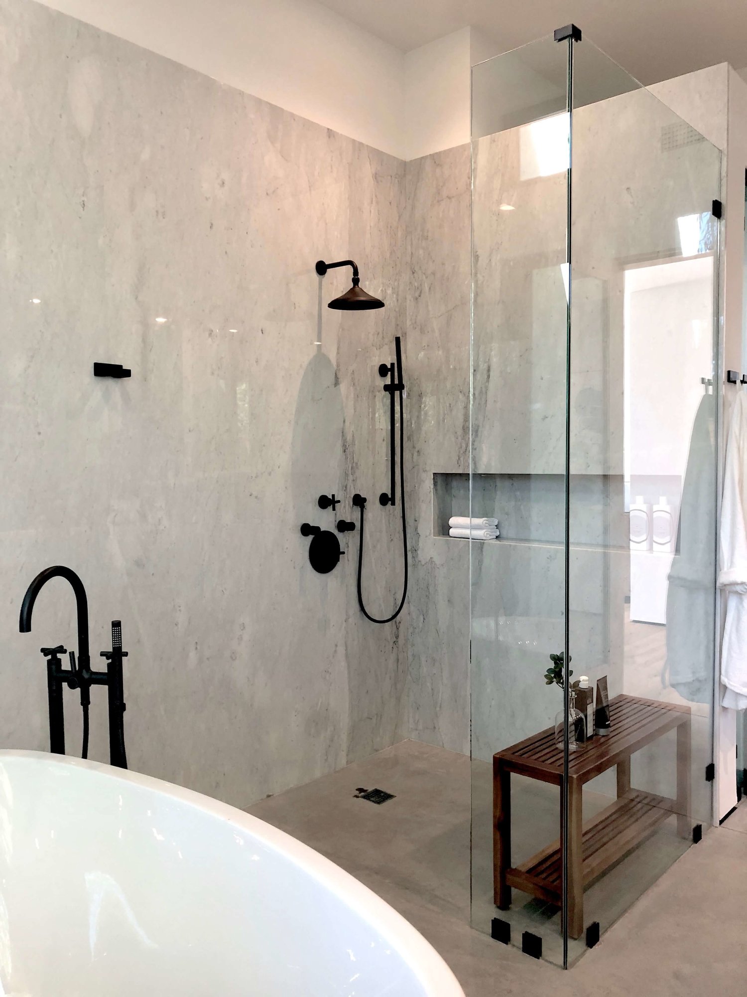33 Sublime, Super-Sized Showers You Should Begin Saving Up For — DESIGNED