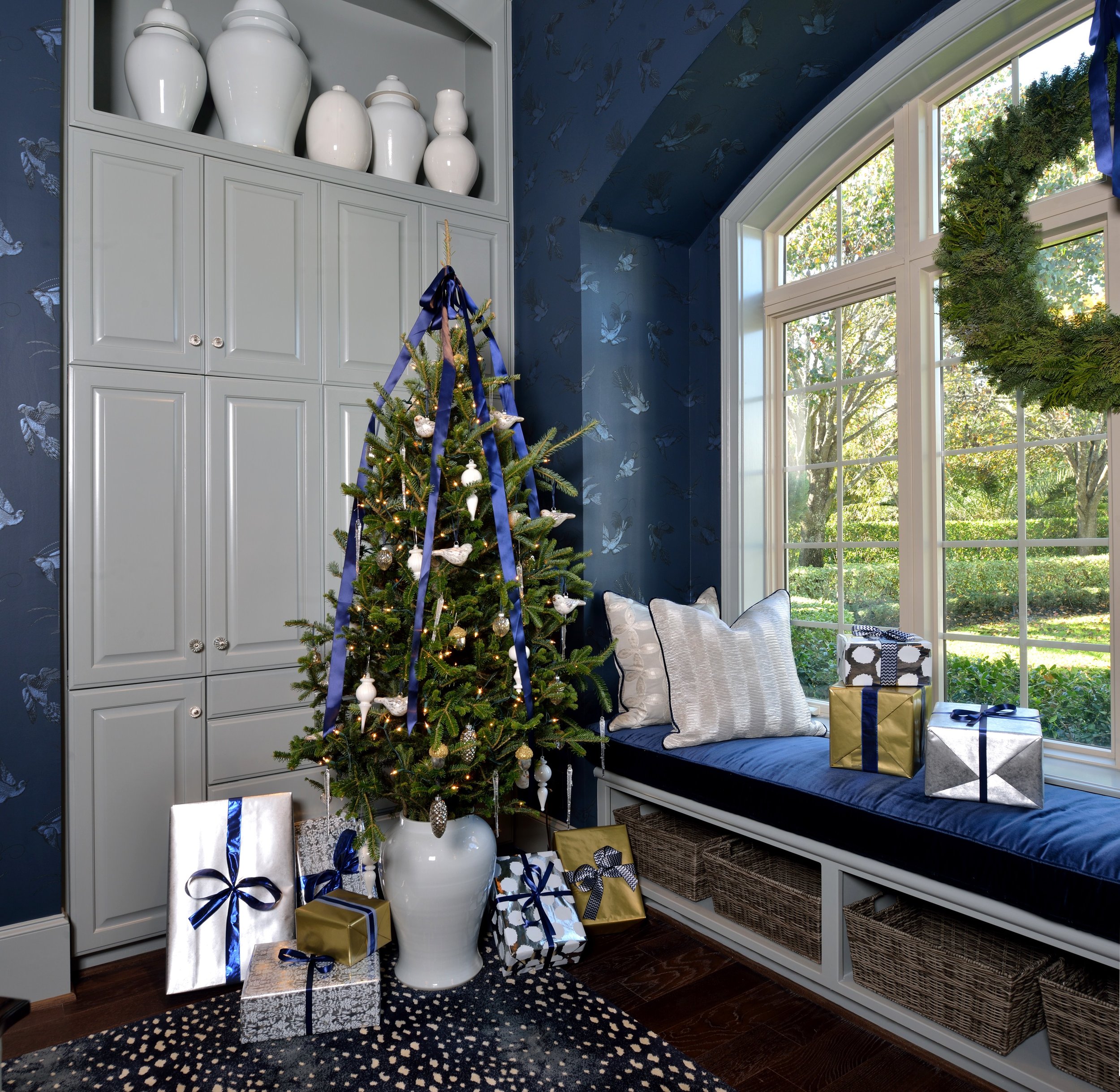 10 Must-Have Indigo & Silver Christmas Tree Decorations! — DESIGNED
