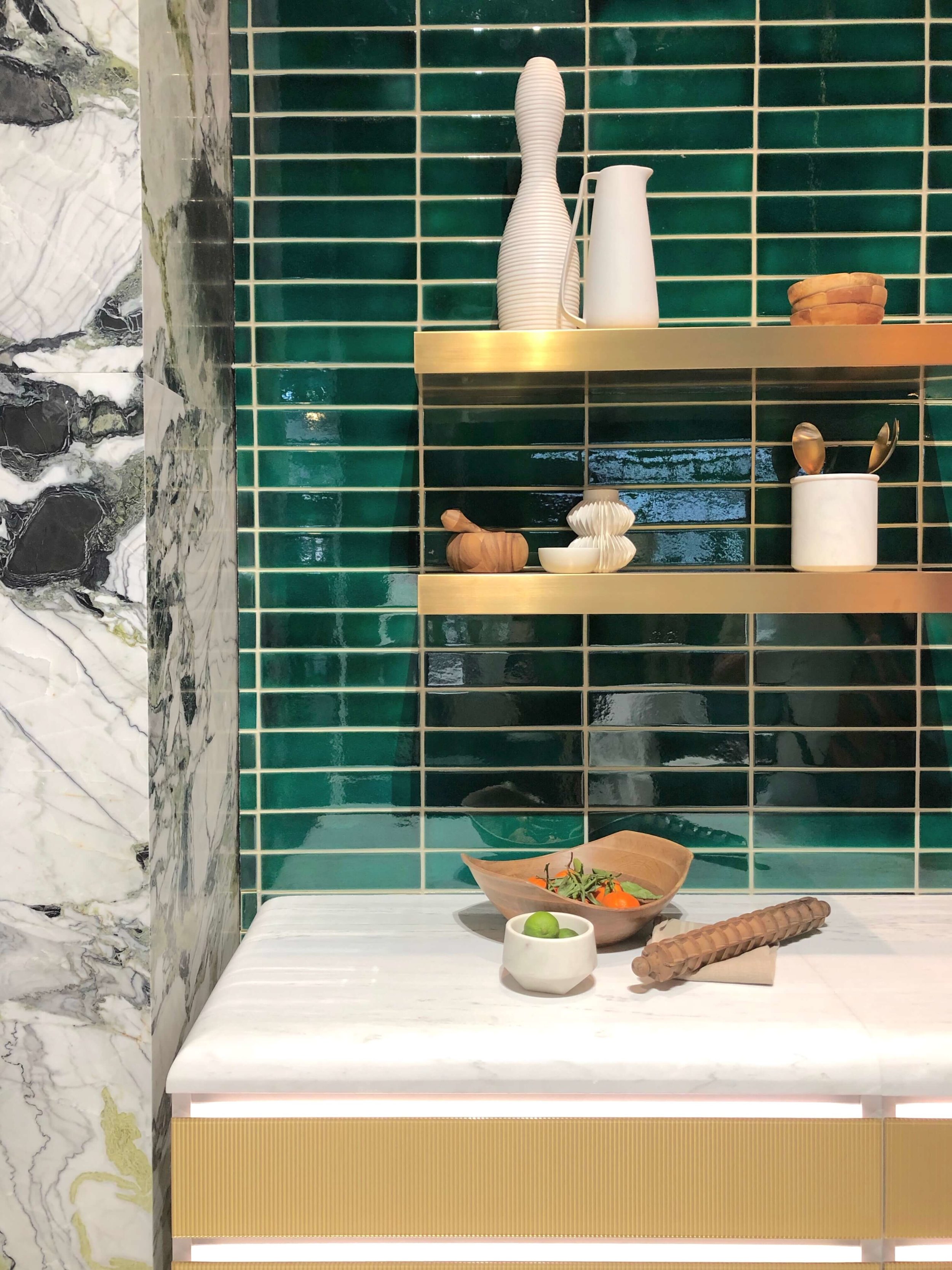 New Trending Surfaces Seen At Kbis 2019 Tile Countertops