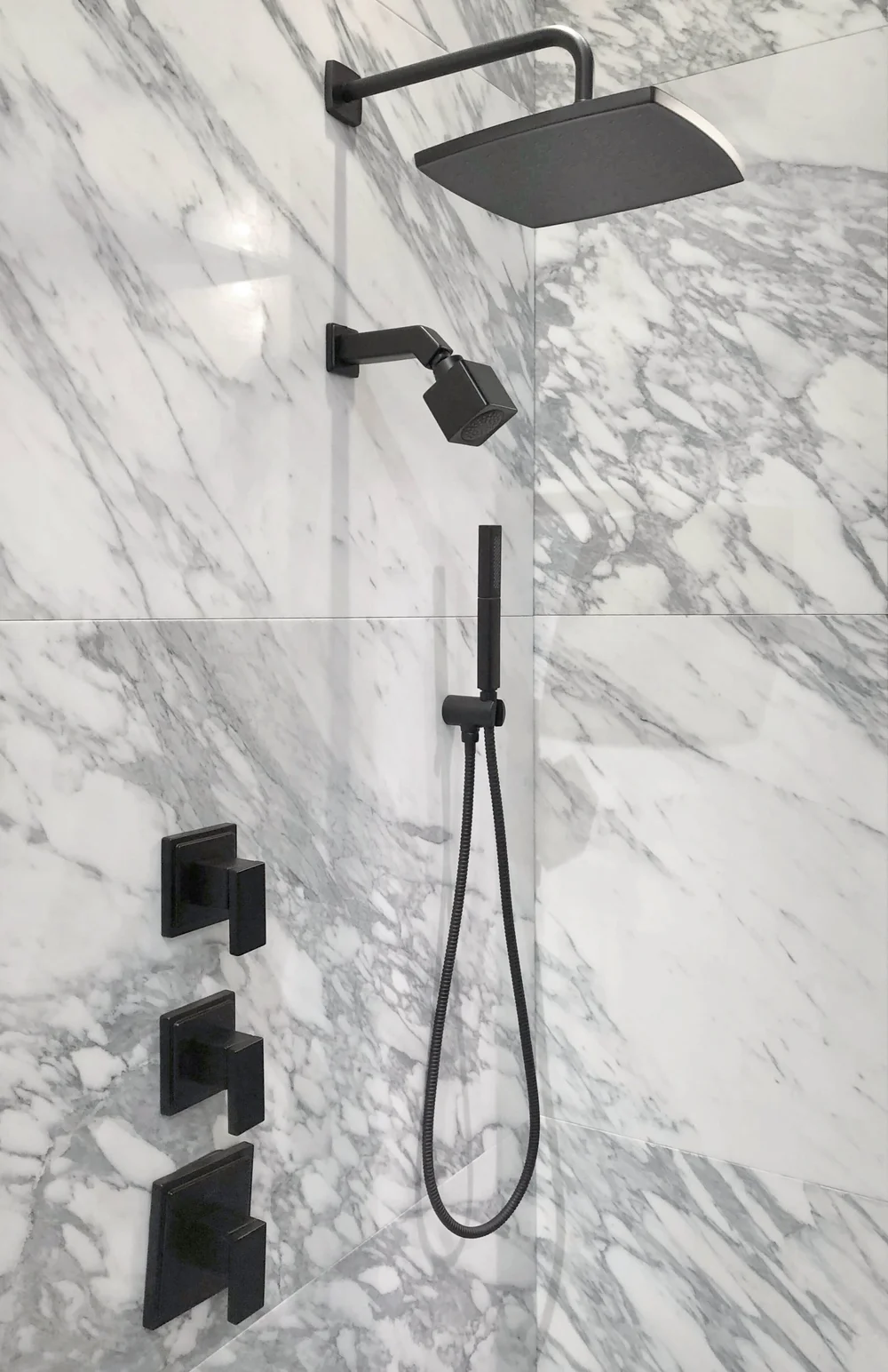 11 Best Black Bathroom Faucets Fixtures For The Best Bath Ever Designed 11 Best Black Bathroom Faucets Fixtures For The Best Bath Ever Designed