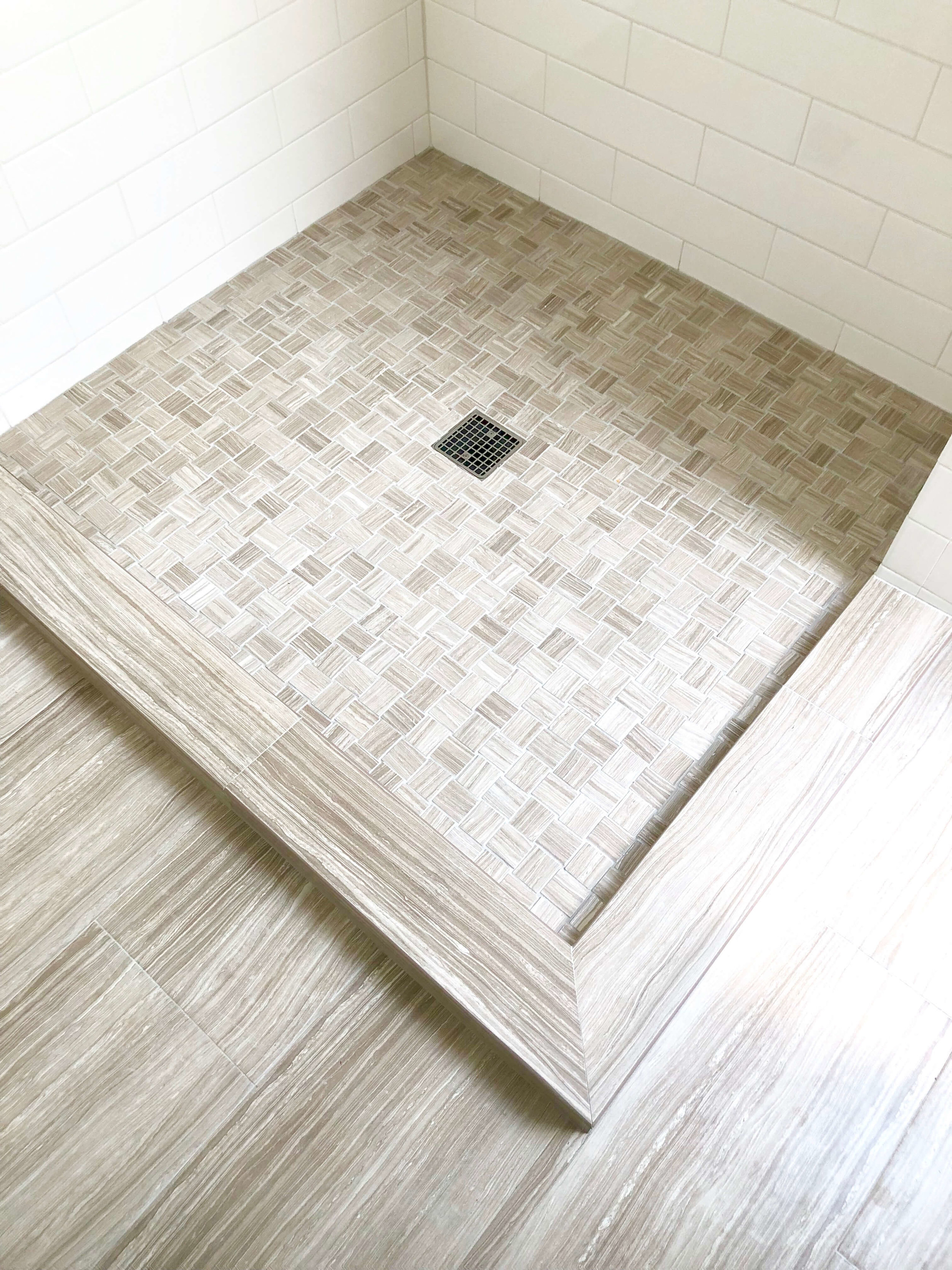 Small Bathroom Look Bigger, How To Tile Shower Curb Without Bullnose