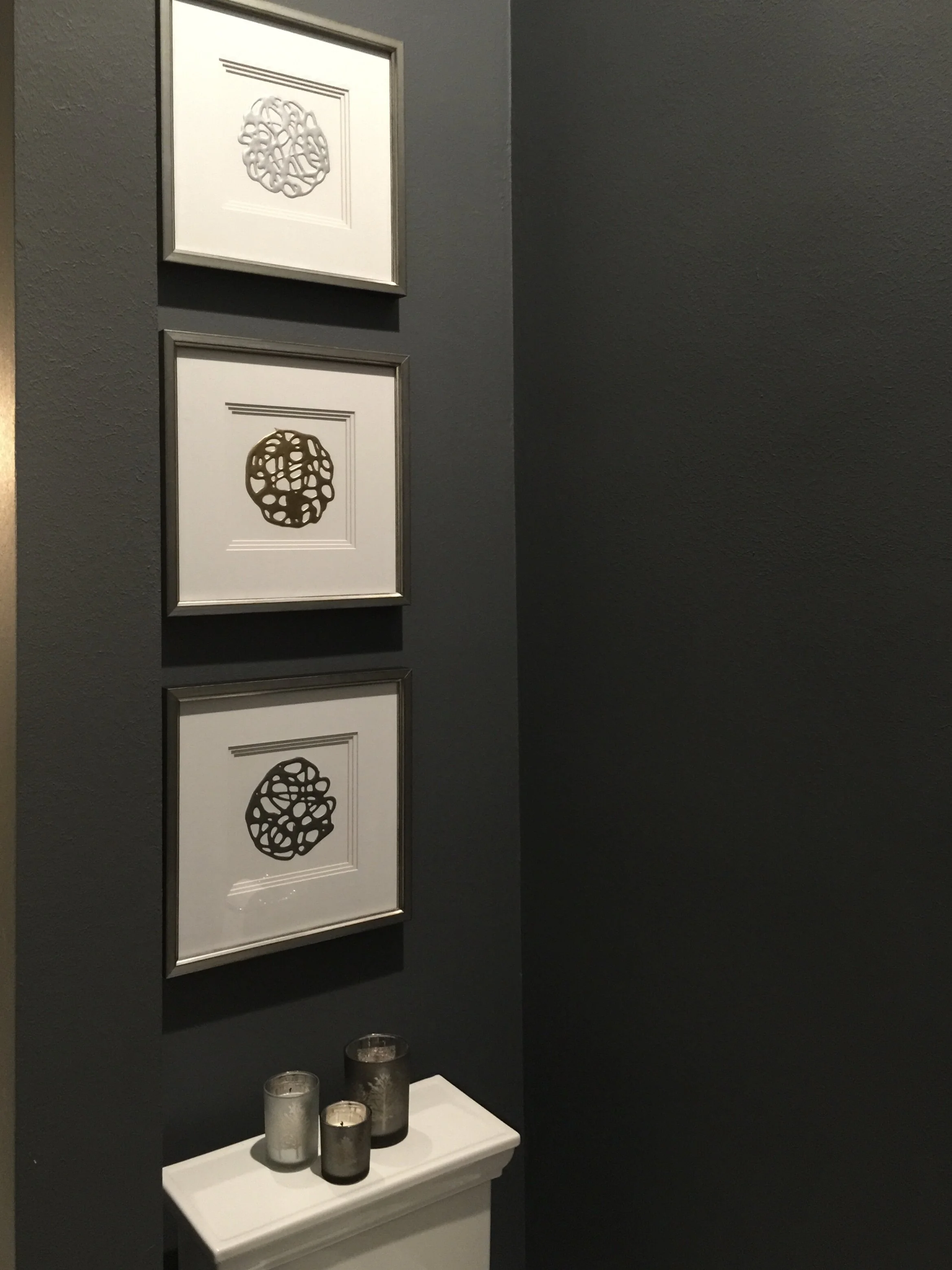 How To Hang Art On a Wall, Vertically +13 Examples! — DESIGNED