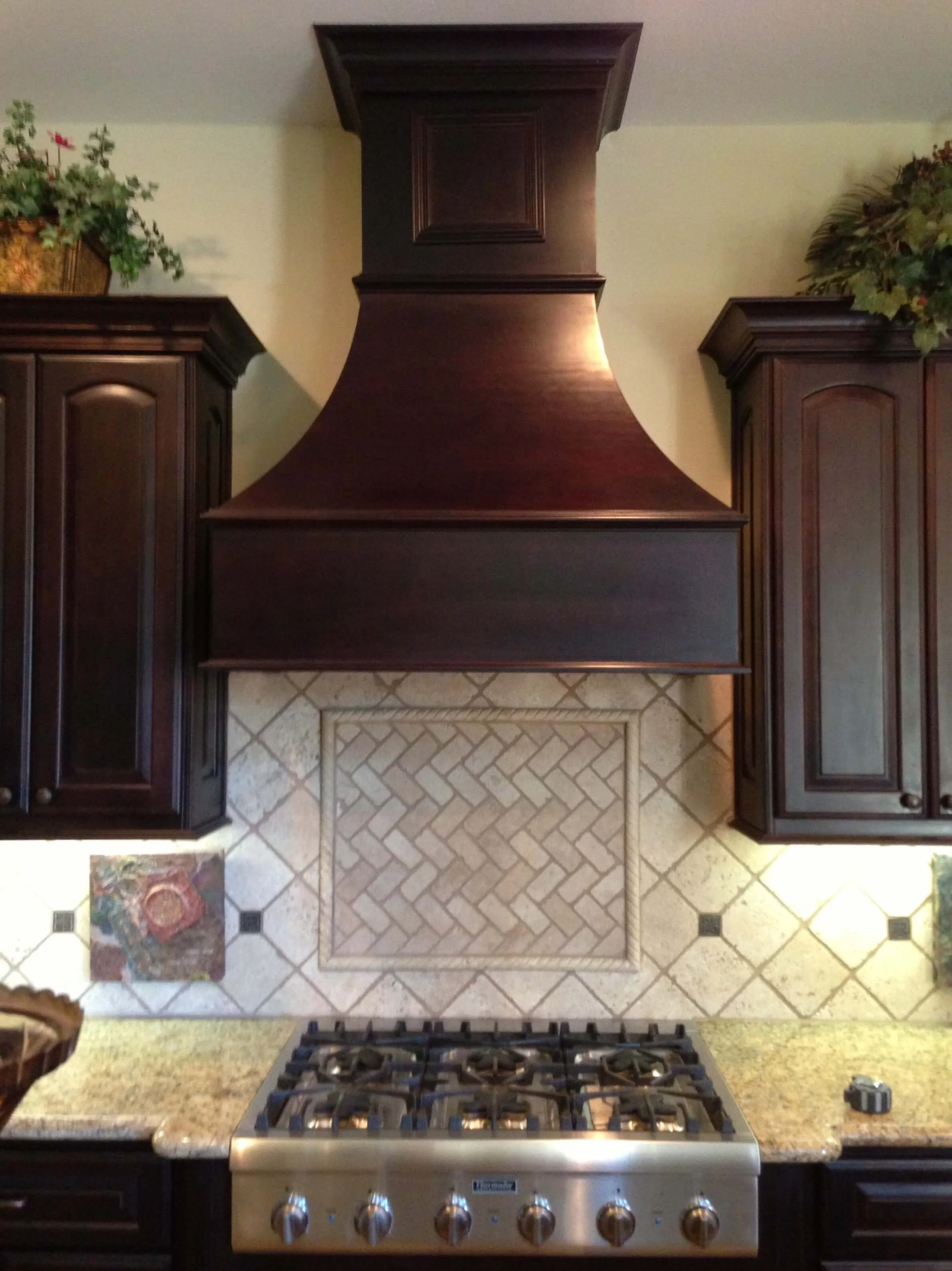 Kitchen Backsplash With Espresso Cabinets – Things In The Kitchen