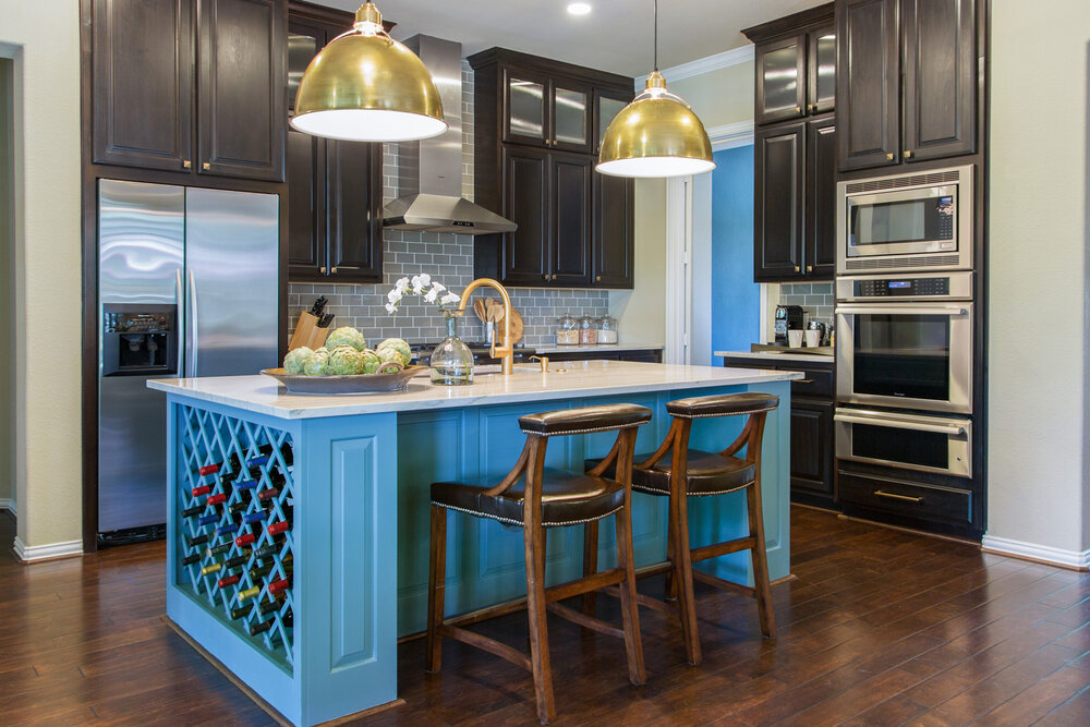Stale Espresso Colored Cabinets, What Paint Color Goes Best With Espresso Cabinets