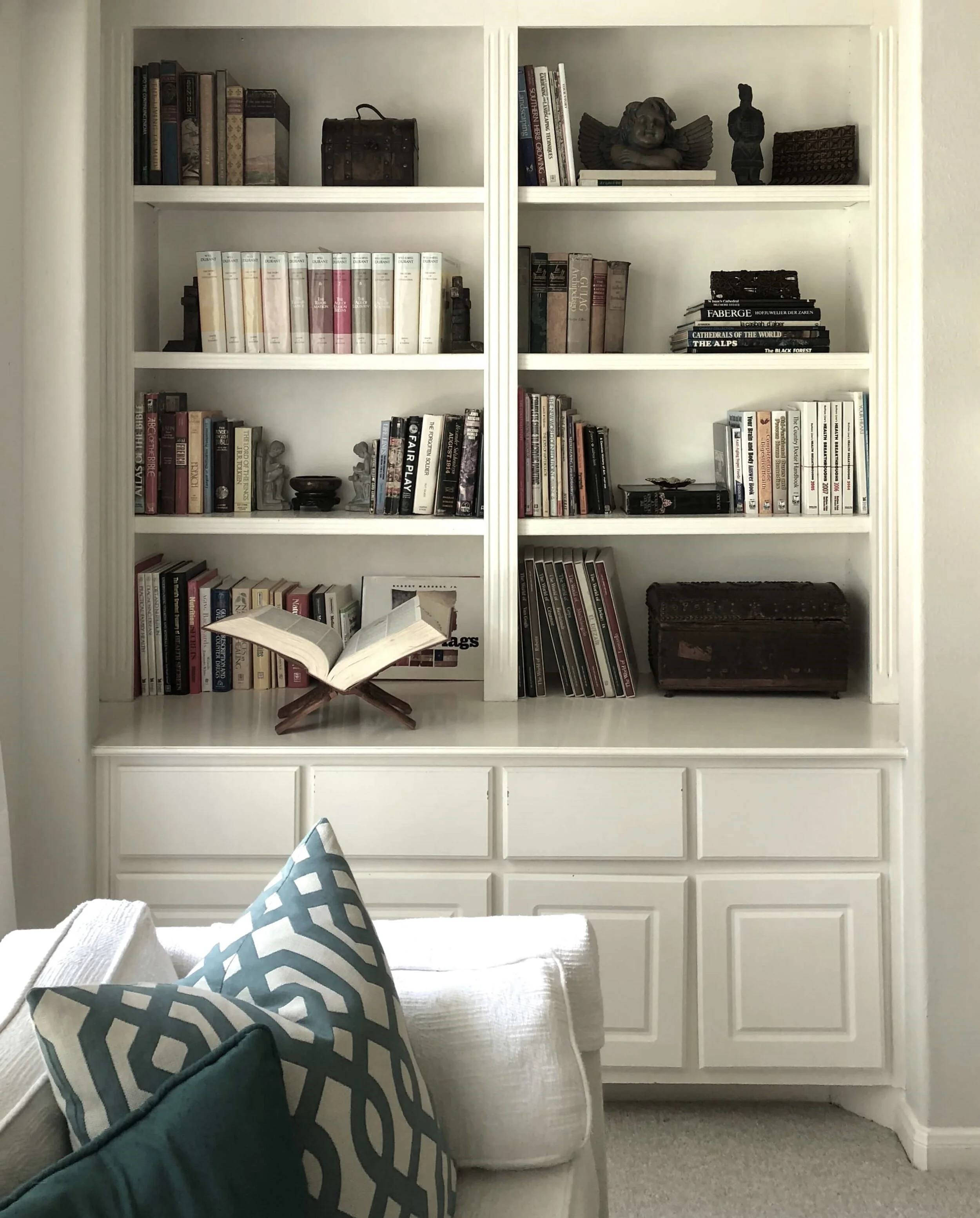 Beyond Books: Innovative Ideas For Styling Bookshelves