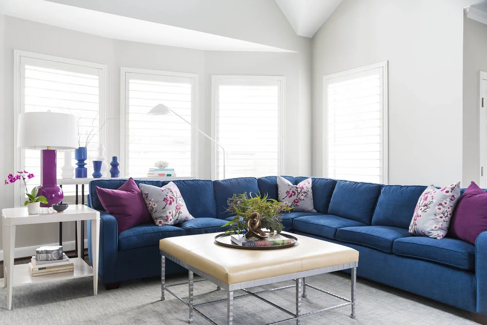 How To Pick Perfect Decorative Throw Pillows For Your Sofa, Bed Or ...