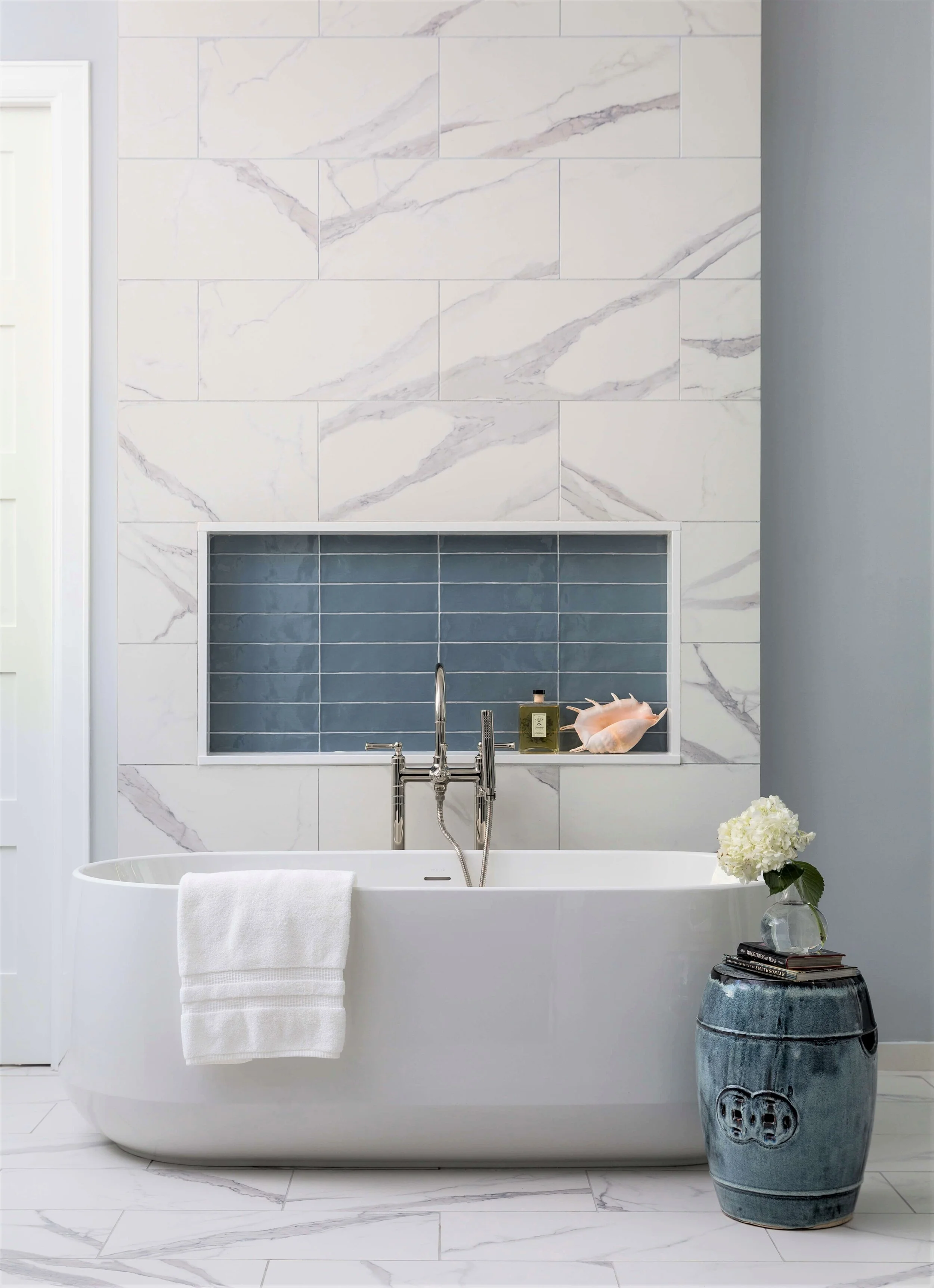 BATHROOM DESIGN QUICK TIP Are Free Standing Tubs STILL Popular