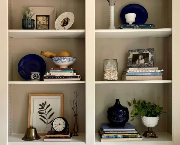 How To Decorate Your Fireplace Wall Built-in Bookshelves
