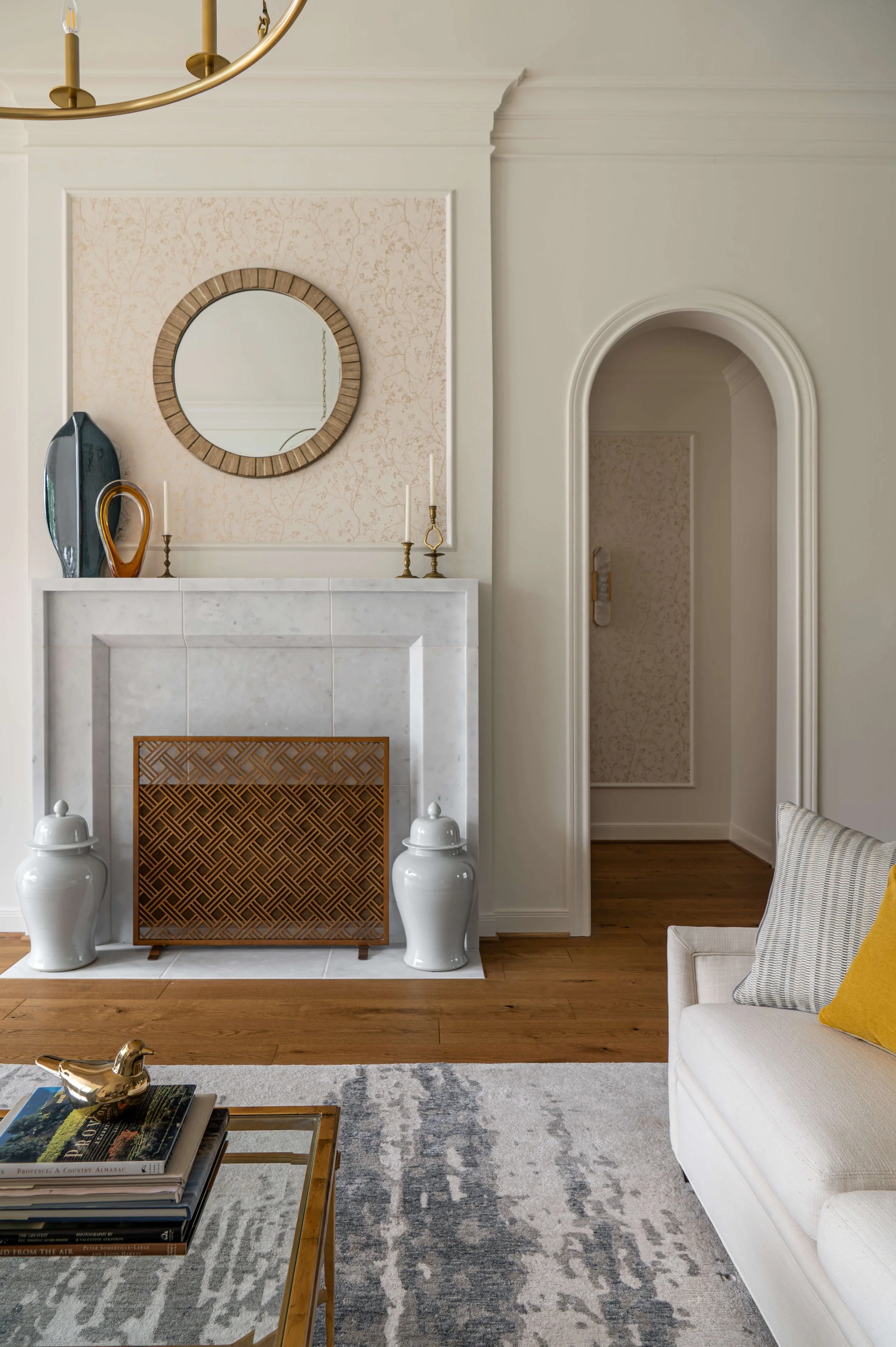 CarlaAston-Liv rm fireplace arched opening-TheWoodlandsTX-EllenReneePhotography-24.jpg