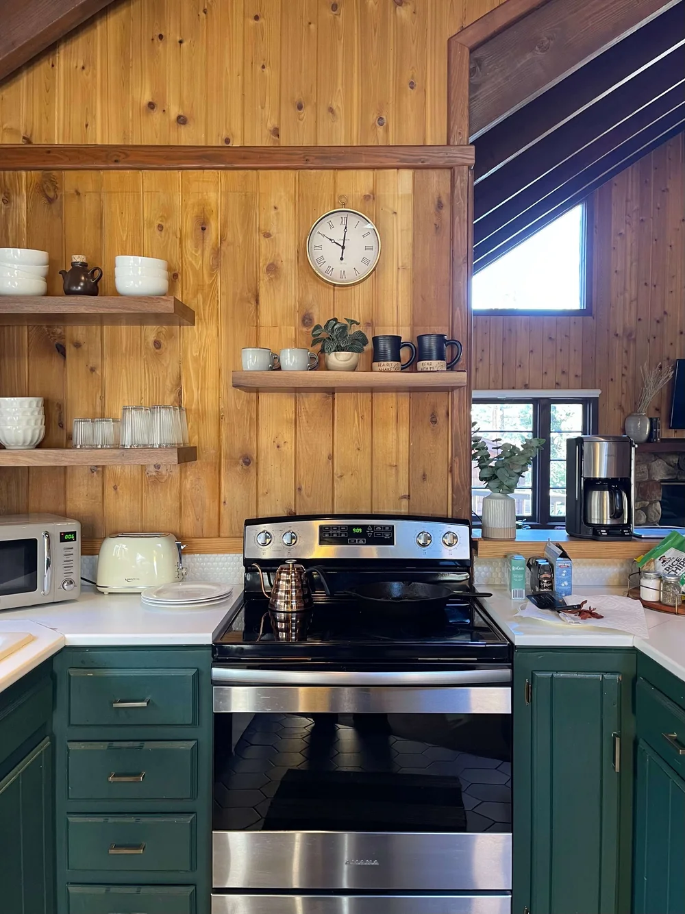 The Cozy Cabincore Design Trend Perfect for a Mountain Retreat — DESIGNED